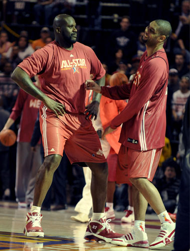 邓肯和奥尼尔-奥尼尔和邓肯谁的篮球成就大?