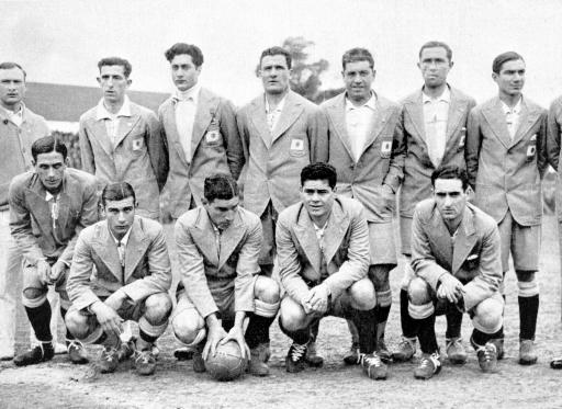 老照片-1930世界杯亚军全家福 最古老的阿根廷