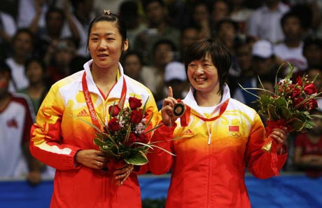 图文-羽球女双铜牌争夺战 能站上领奖台就很开心