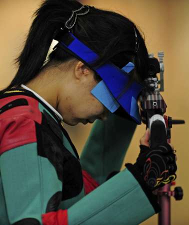 图文-杜丽获北京奥运会第五名 杜丽难掩伤心泪水
