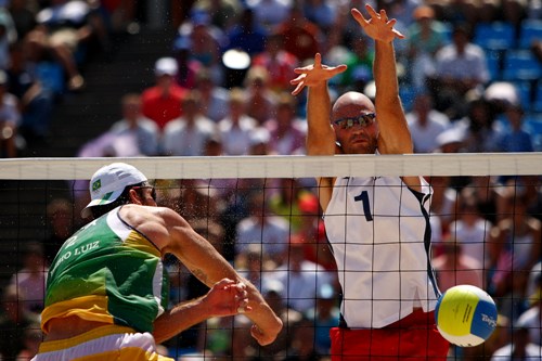 Volley de plage (H) : Les Américains Dalhausser et Rogers haut la main