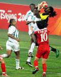 图文-[奥运会]女足朝鲜1－0尼日利亚