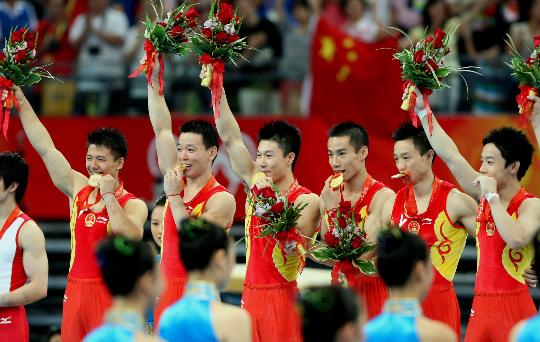 雪雅典前耻创冠军历史 中国体操男团要做真英雄