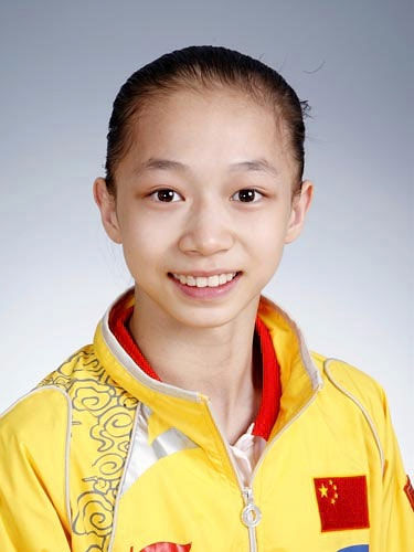图文-女团冠军杨伊琳  杨伊琳出征照