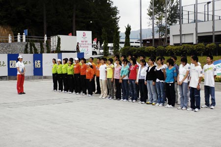 图文-奥运舵手选拔13进12 淳安县职业高中的同学们