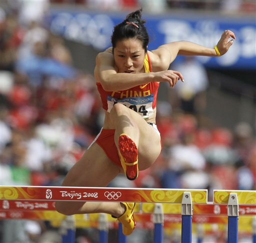 图文-女子七项全能赛况 刘海莉100米栏比赛中