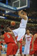 图文-[奥运]西班牙vs中国男篮 中国巨人泰山压顶