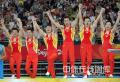 图文-中国队夺得体操男团冠军 中国男团的英雄们