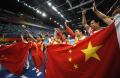 图文-中国体操男团夺冠 获胜后的中国男团队
