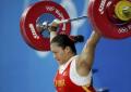 图文-[奥运]女子举重75公斤 曹磊抓举128KG破纪录