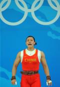 图文-[奥运]女子举重75公斤 曹磊夺冠大声咆哮