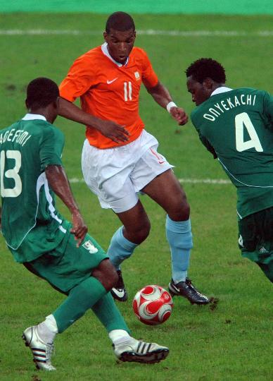 图文-荷兰国奥0-0尼日利亚 巴布尔突破重围