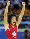 图文-女子自由式摔跤48公斤级 加拿大卡萝尔夺金