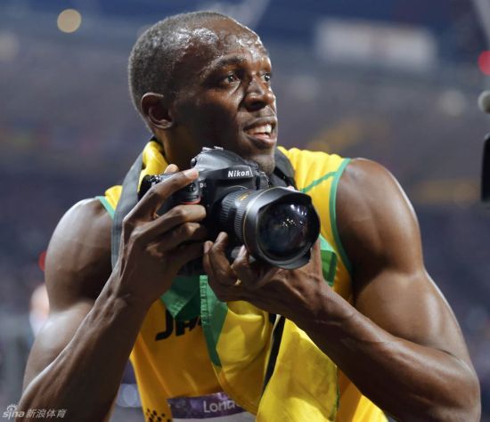 图文-男子200米博尔特卫冕 反串摄影师|博尔特