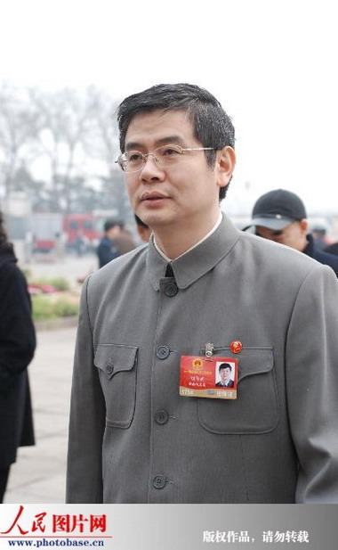 龙芯总设计师回应质疑：合理购买也是自主创新