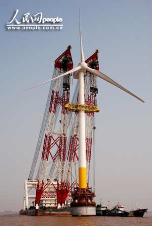 上海东大桥海上风电场所有机组安装完成_科学