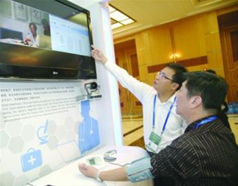 中国电信上海世博舞 台倾力演奏永不谢幕_通讯