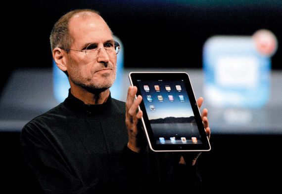1月27日，苹果公司首席执行官史蒂夫·乔布斯在旧金山举行的新产品发布会上介绍iPad