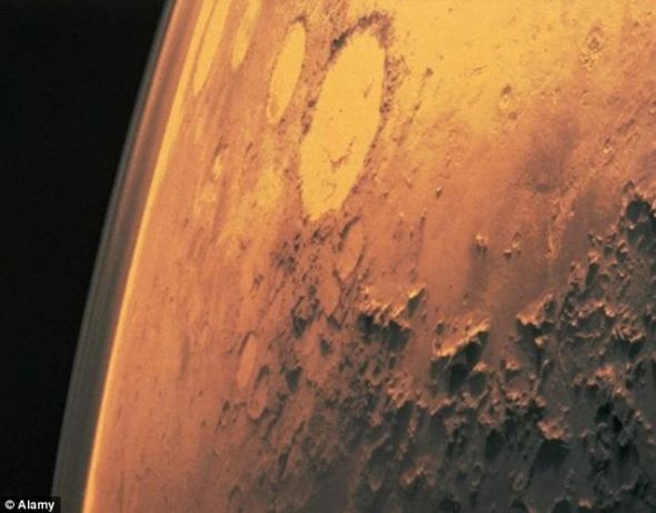 火星表面环境异常恶劣：低温、辐射、有毒的空气。这些都是未来人类远航火星的宇航员们将要面对的挑战