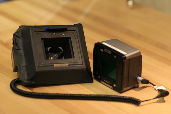 25美元Holga相机组装24000美元飞思后背_数