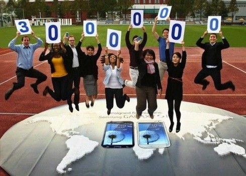 三星周五通过Twitter和Facebook宣布，Galaxy S III智能手机的销量已突破3000万部。
