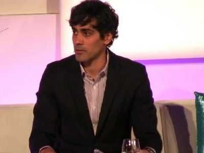 Yelp CEO�����ס�˹���ն���