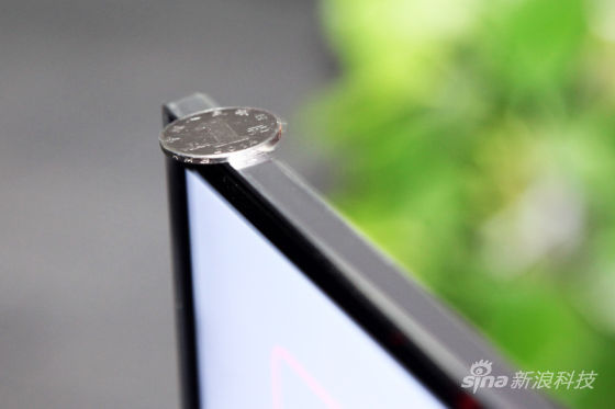 创维推出7.5毫米厚度\