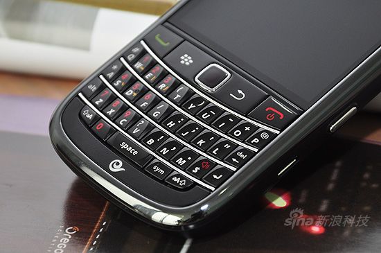 内存升级/双3G支持天翼黑莓Bold9650评测