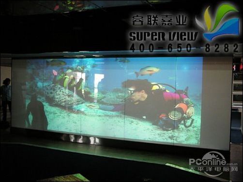 武汉公安局高科技监控中心背投玻璃大屏幕投影