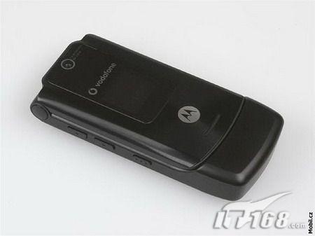 仅售1500元摩托罗拉翻盖手机W490亮相_手机