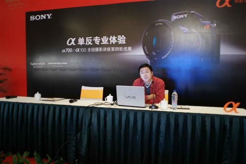 ����Ѳչ��4�֦���Ӱ����:����վ����