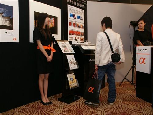 ����Ѳչ��4�֦���Ӱ����:����վ����