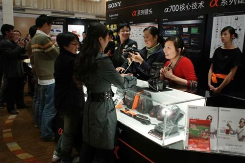 ����Ѳչ��4�֦���Ӱ����:����վ����