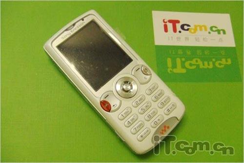 �ٱ��г�������������ǿ��W810c��1699
