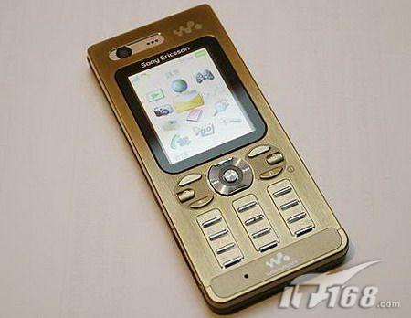 Walkman������������������ֻ��Ա�