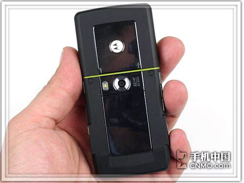 人体工学设计摩托UIQ智能滑盖机Z8评测(2)