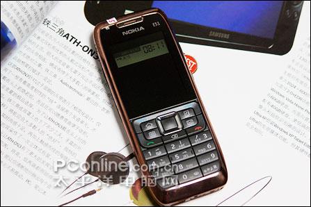 三色亮相诺基亚S60商务机E51跌至2050元