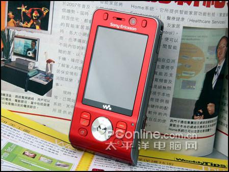 新年新贵索尼爱立信音乐W908c售3480元