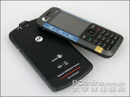 诺基亚5310对比摩托罗拉E8 超薄音乐诺基亚5310XM与摩托E8对比(2)