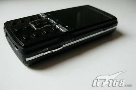 携手新版K770索尼爱立信K850黑色版开卖