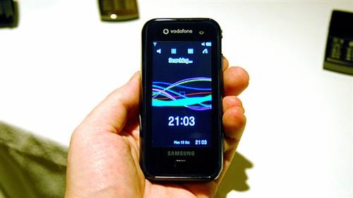 ò��iPhone���������ֻ�F700�ƽ�3000