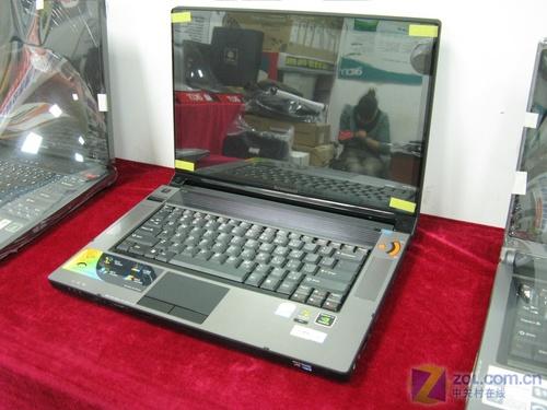 T2390芯配84GS独显 联想Y510本新装上市 29日行情:T2390配84GS独显超强影音本