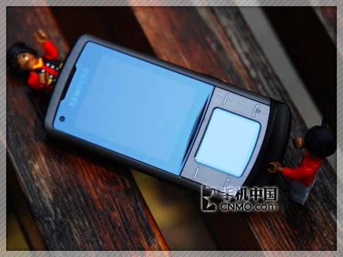 时尚前卫三星500万像素滑盖U900评测(16)