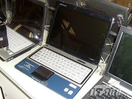 ˫ɫ���ͨ����Ů˭�����±���Ƕ�