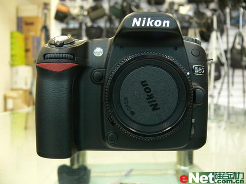 入门机皇尼康D80带票套装报价7180元