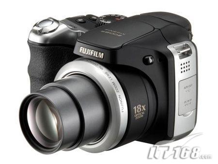 18倍长焦27mm广角富士S8100跳水300元