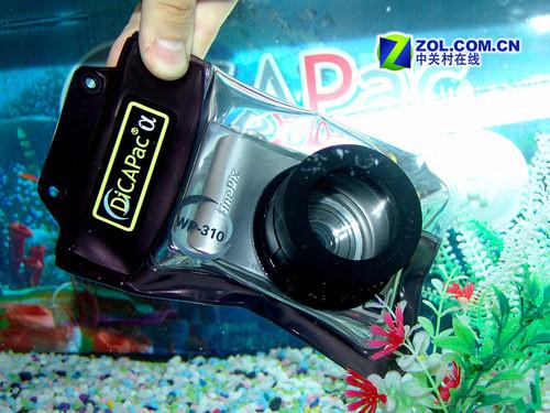 单反也有防水袋P&E08相机潜水装备亮相