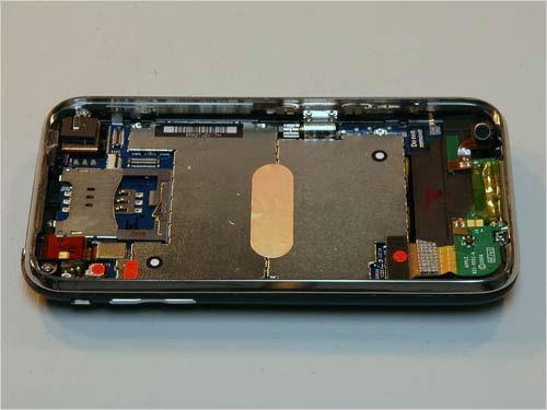 支持更换电池iPhone+3G解剖图呈现(2)_手机