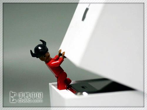 �Ӿ����ܰ�ɫ16GB��iPhone3G����