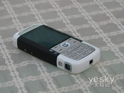 纤细腰肢诺基亚随意扭5700XM售1990